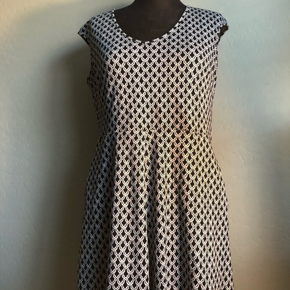 New York & company sheath dress - Picture 4 of 8